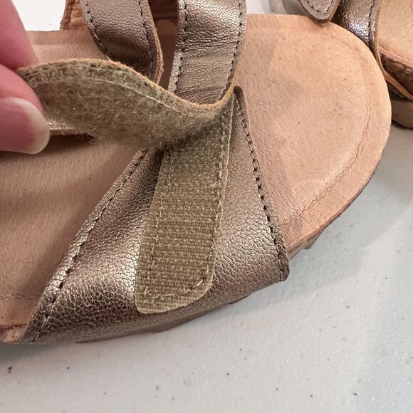 Wanda Panda Tamina Sandals Gold Metallic Adjustable Straps Women's 38 US 7 - 7.5 - Picture 8 of 12